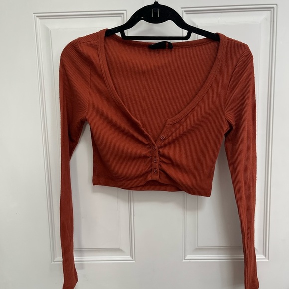 Out from under by Urban Outfitters cropped long sleeve button shirt brown small - Picture 1 of 4